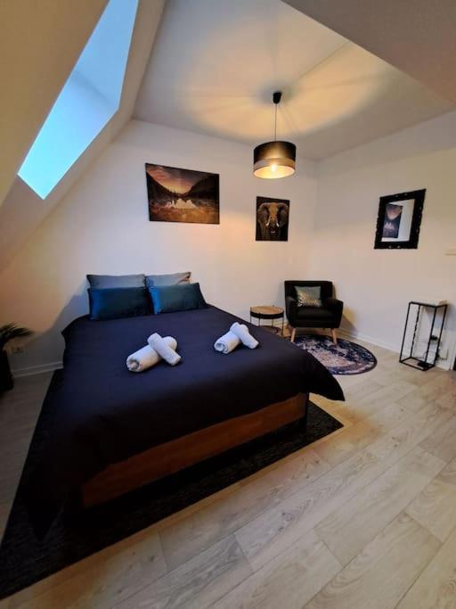 Confortable Studio Renove Cambrai Bagian luar foto